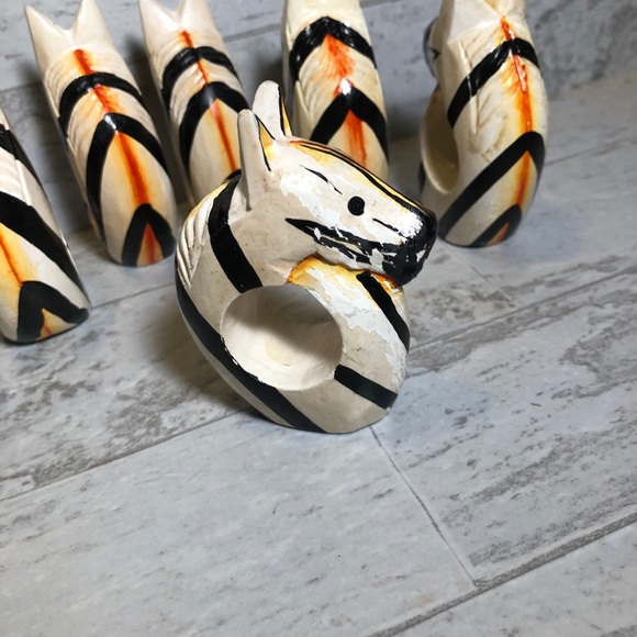 8 Wooden Animal Napkin Rings. Safari Zebra 3.5" - Picture 6 of 6